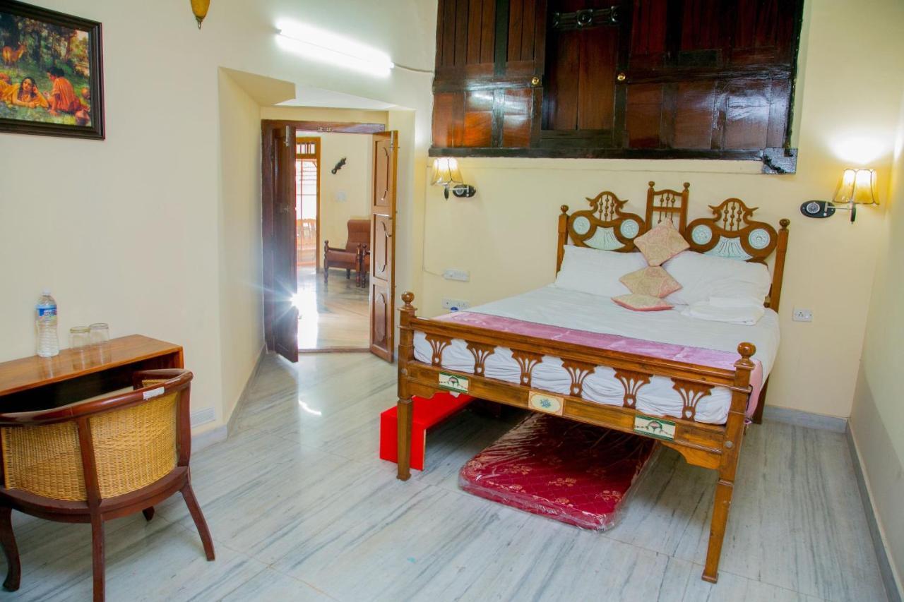 Trium Heritage Villa Chengannur Εξωτερικό φωτογραφία